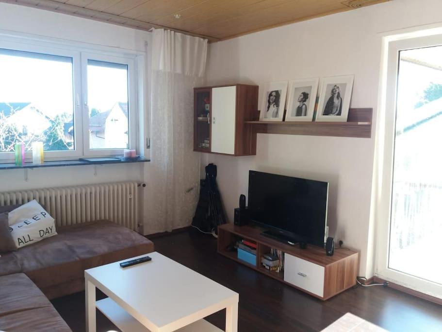 Gemuetliche, Helle Wohnung Im Luftkurort Dansenberg Kaiserslautern Exterior foto